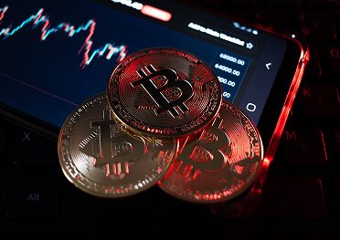 الملاذ الأخير & LAST RESORT